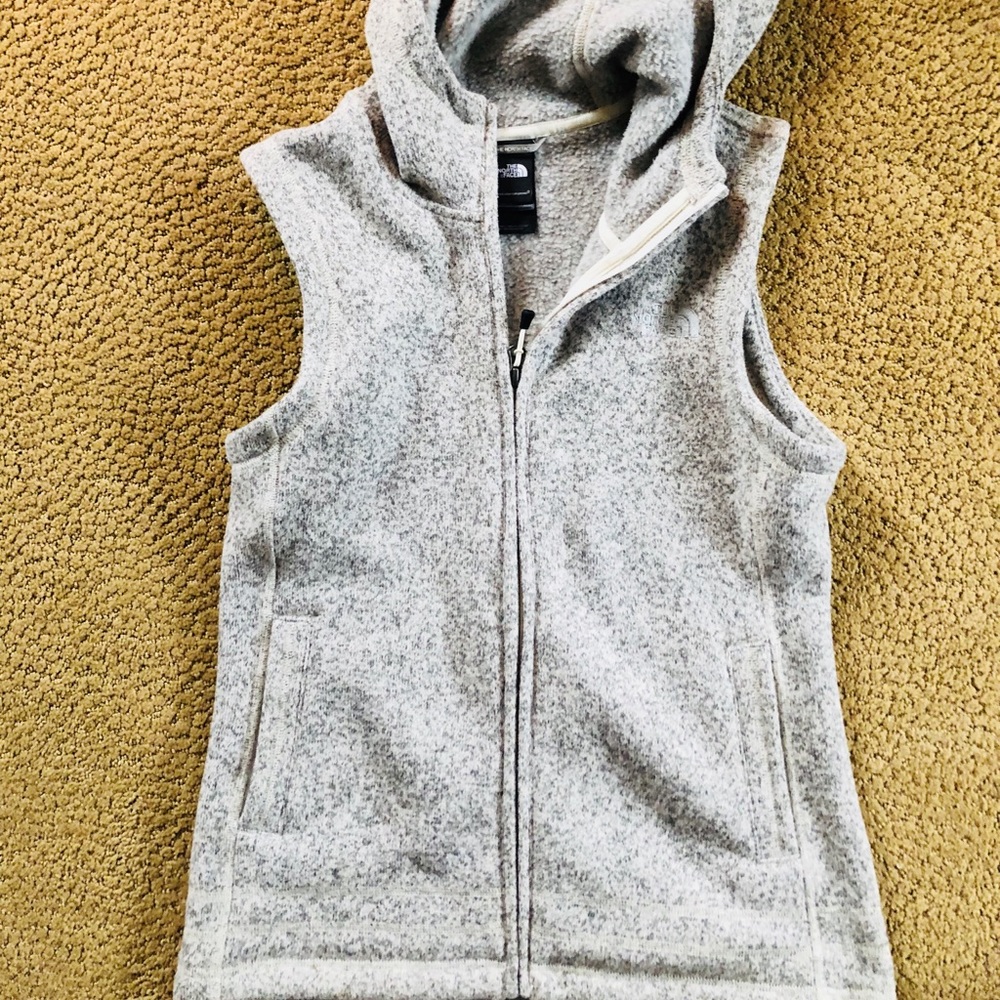 North face vest